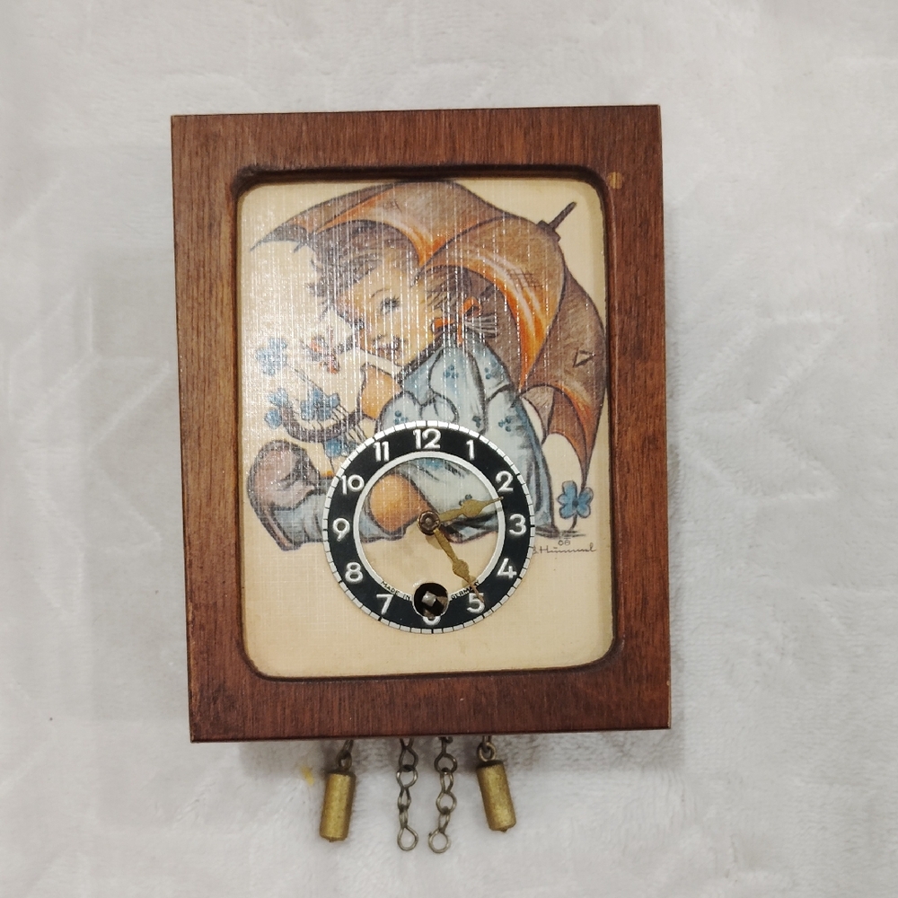 Vintage Hummel Precious Moments Wooden Wall Clock